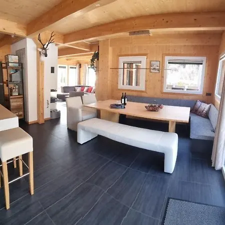 West 17 Murau